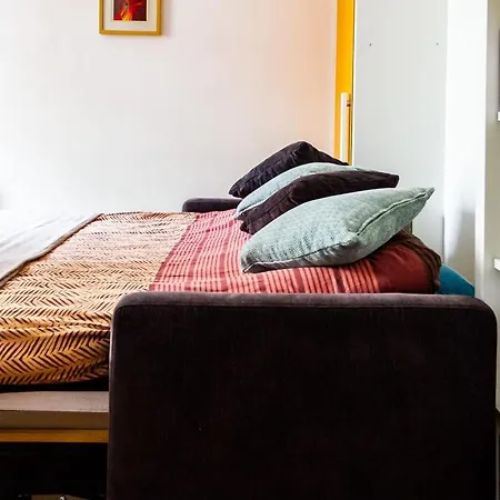Apartment Charming Studio At Les Batignolles